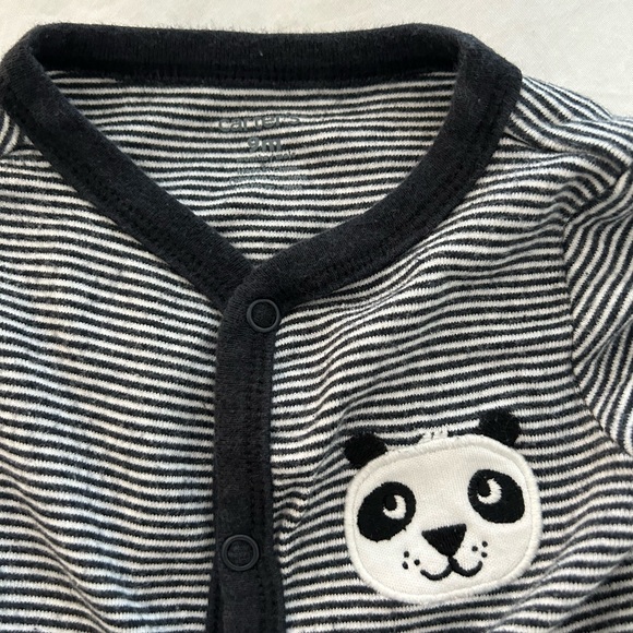Carter’s 9M panda onesie - Picture 2 of 3